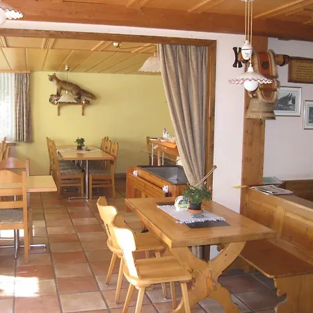 Gemse Hotel *